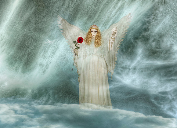 In the clouds © John Harding - 3rd.