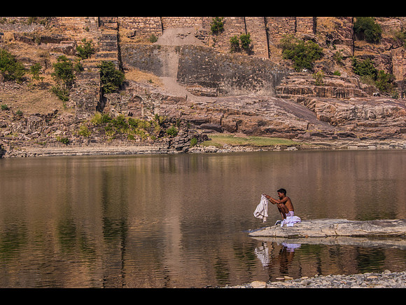 Washday at Gagron Fort © Mary Kirkby - HC