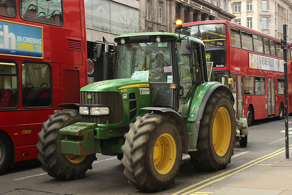 Heavy Traffic © Pip Harris - C