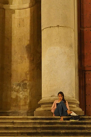 Girl On Steps © Ruth Roach (Novice) - HC