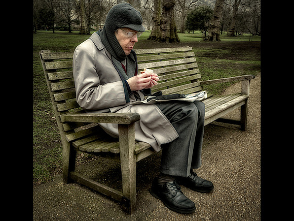 Another Cold Lunch in the Park © Dick Prior - 3rd=
