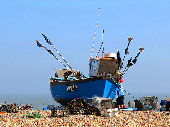 Awaiting the Tide © Fred Reeve - HC
