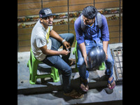 Men's chat © Dave Thomas - HC