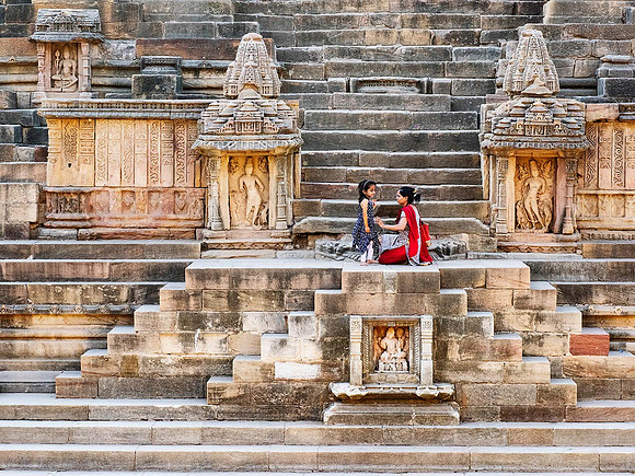 Pattan Step Well © Dick Prior - 1st.