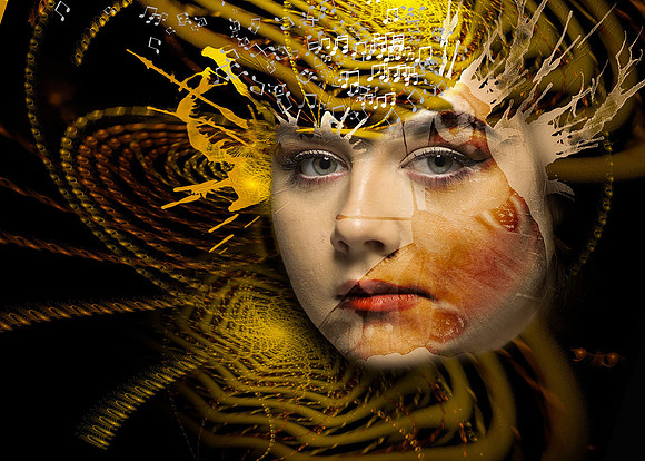 Miss Gorgon © Doug Watson - C