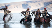 Eagle Hunters © Dick Prior HC
