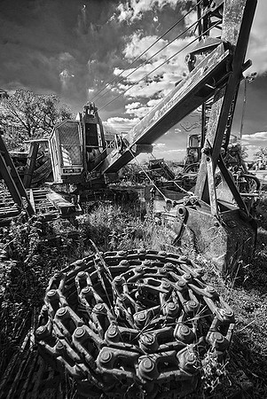 Dinosaur Graveyard © Dick Prior - C
