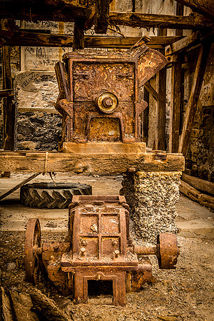 Study in Rust © Derek Wood - C